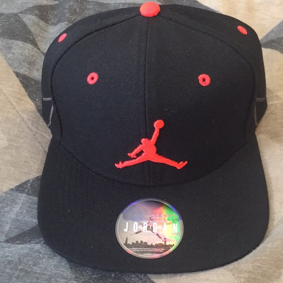 snapback jordan black